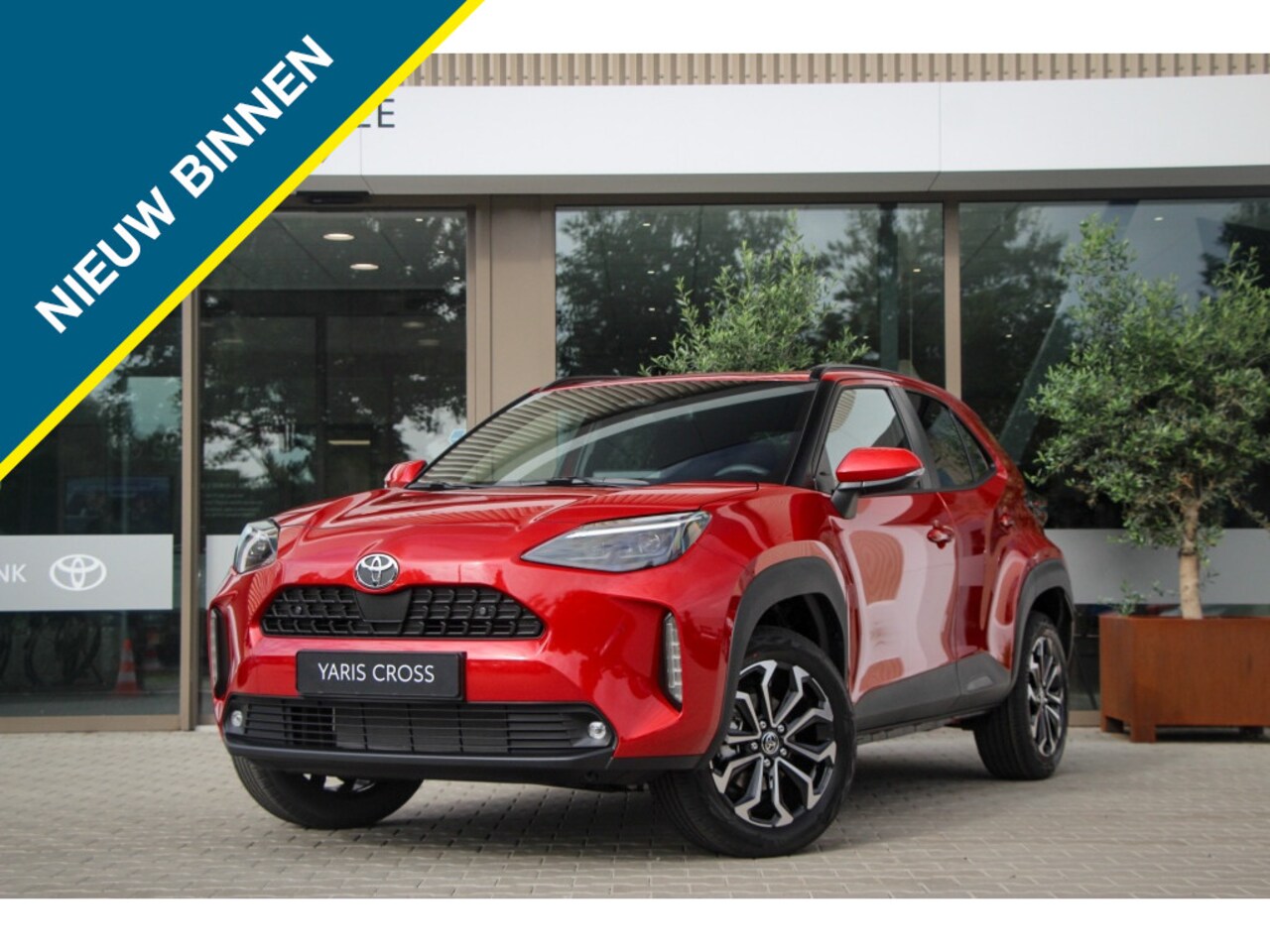 Toyota Yaris Cross - 115 Dynamic | VOORRAAD | comfort pack | metallic lak - AutoWereld.nl