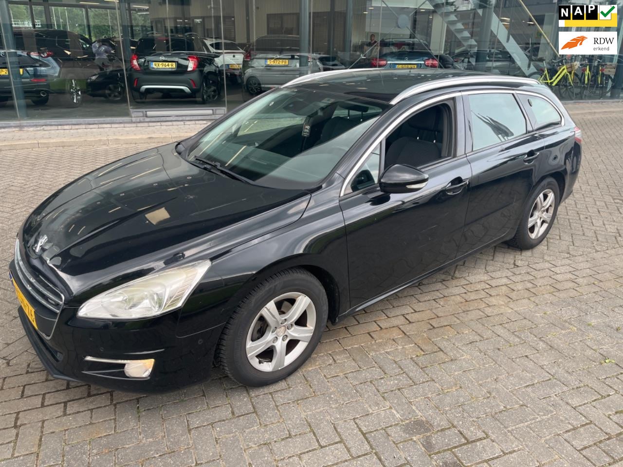 Peugeot 508 SW - 1.6 e-HDi Blue Lease Executive EXPORT - AutoWereld.nl