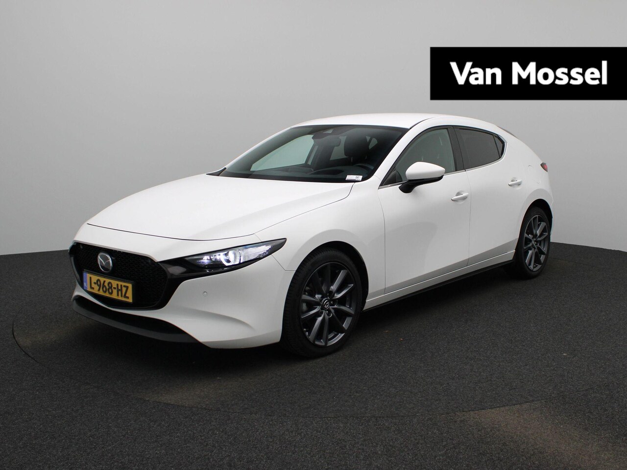 Mazda 3 Sport - 2.0 e-SkyActiv-G M Hybrid 150 Sportive | ACHTERUITRIJCAMERA | NAVIGATIE | CLIMATE CONTROL - AutoWereld.nl