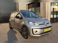 Volkswagen Up! - 1.0 BMT move up Airco / 17" LM Velgen / LED / STOEL VERWARMING / CAMERA / ONDERHOUDEN