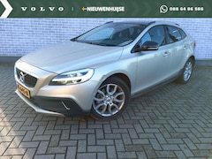 Volvo V40 Cross Country - 1.5 T3 Polar+ Luxury | Navi | Lederen Bekleding | Panoramadak | Stoelverwarming | Getint G