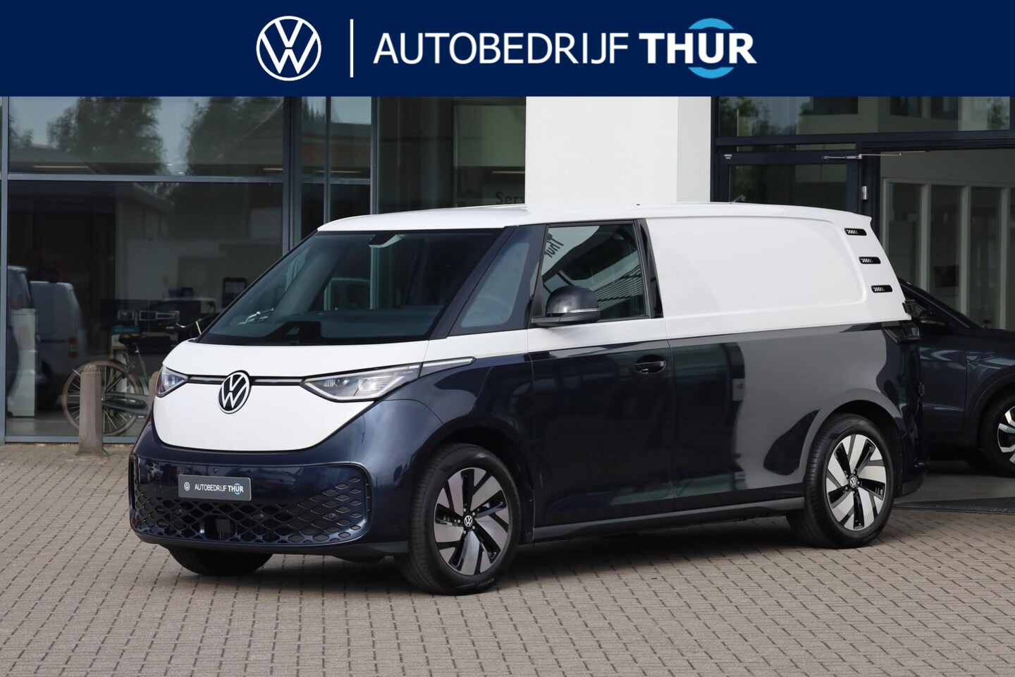 Volkswagen ID. Buzz Cargo - Anniversary Edition 79 kWh 286PK / 210kW LED Matrix IQ.Light, achteruitrijcamera, verwarmb - AutoWereld.nl