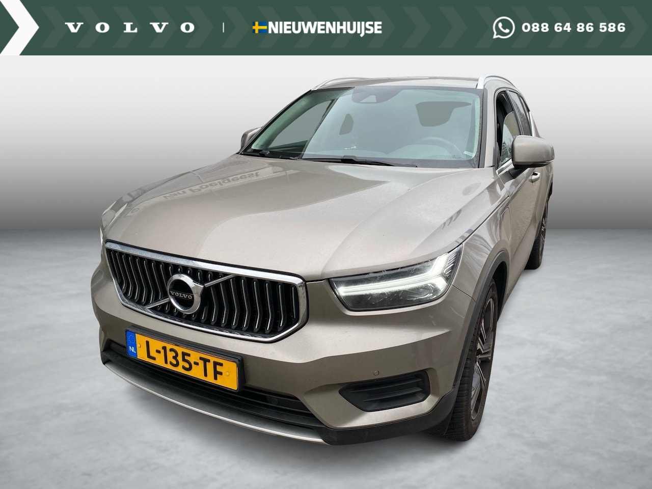 Volvo XC40 - 1.5 T4 Recharge Inscription | Trekhaak | Lederen Bekleding |  19 Inch Lichtmetalen Velgen - AutoWereld.nl