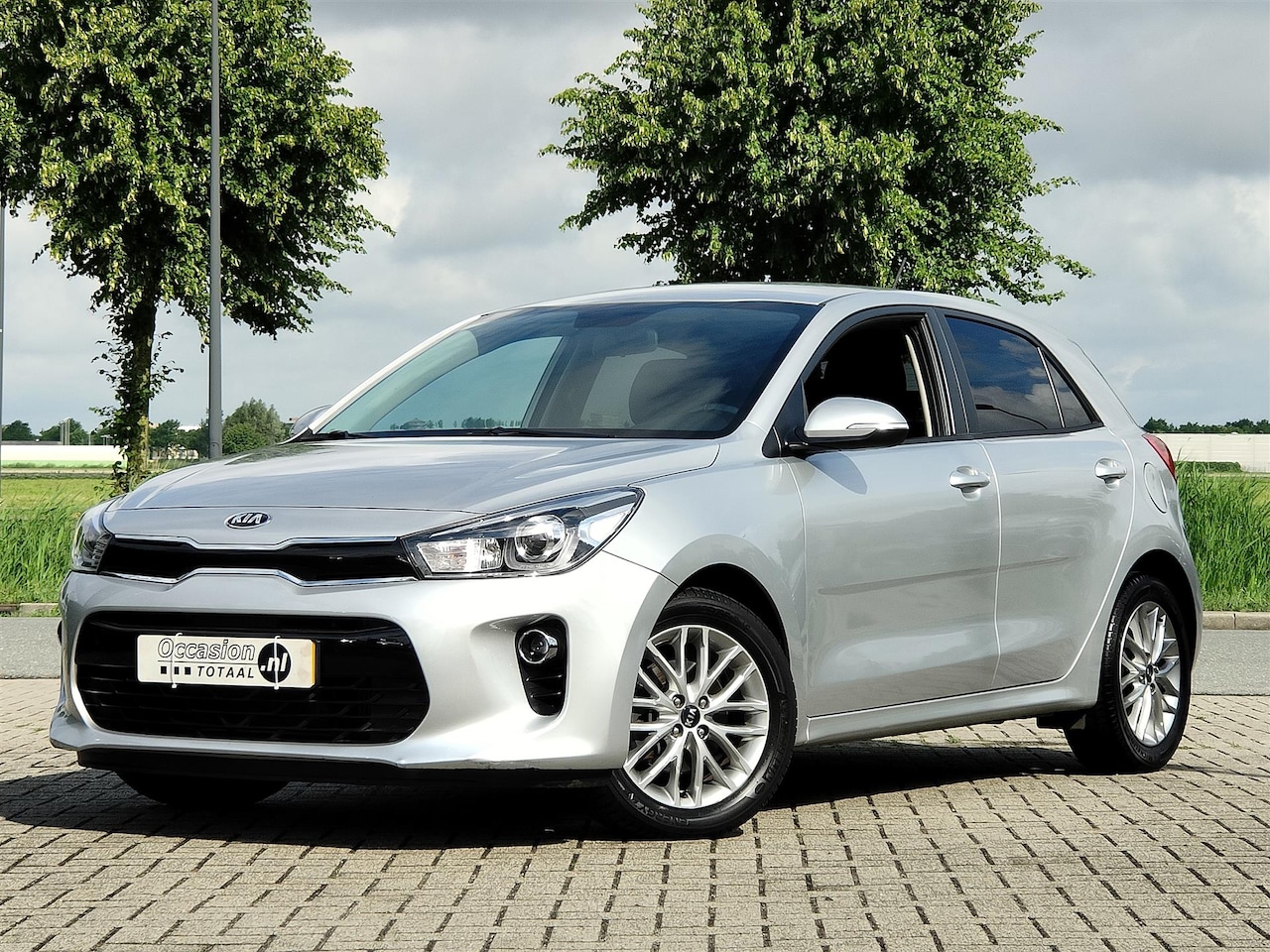 Kia Rio - 1.0 TGDI DynamicLine | Carplay | Camera | Stoel+ stuurverwarming - AutoWereld.nl