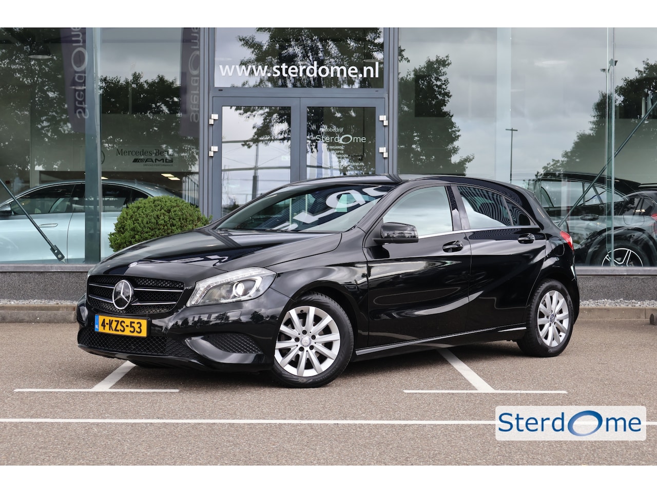 Mercedes-Benz A-klasse - 180 Style l Ambition l Navigatie I Parkeersensoren I 6 bak Handgeschakeld I - AutoWereld.nl