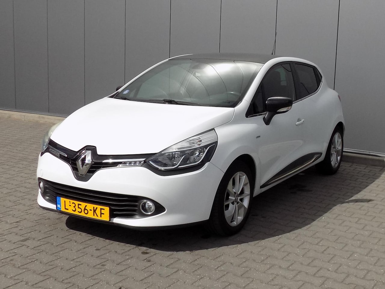 Renault Clio - 1.2 Night & Day Airco - AutoWereld.nl