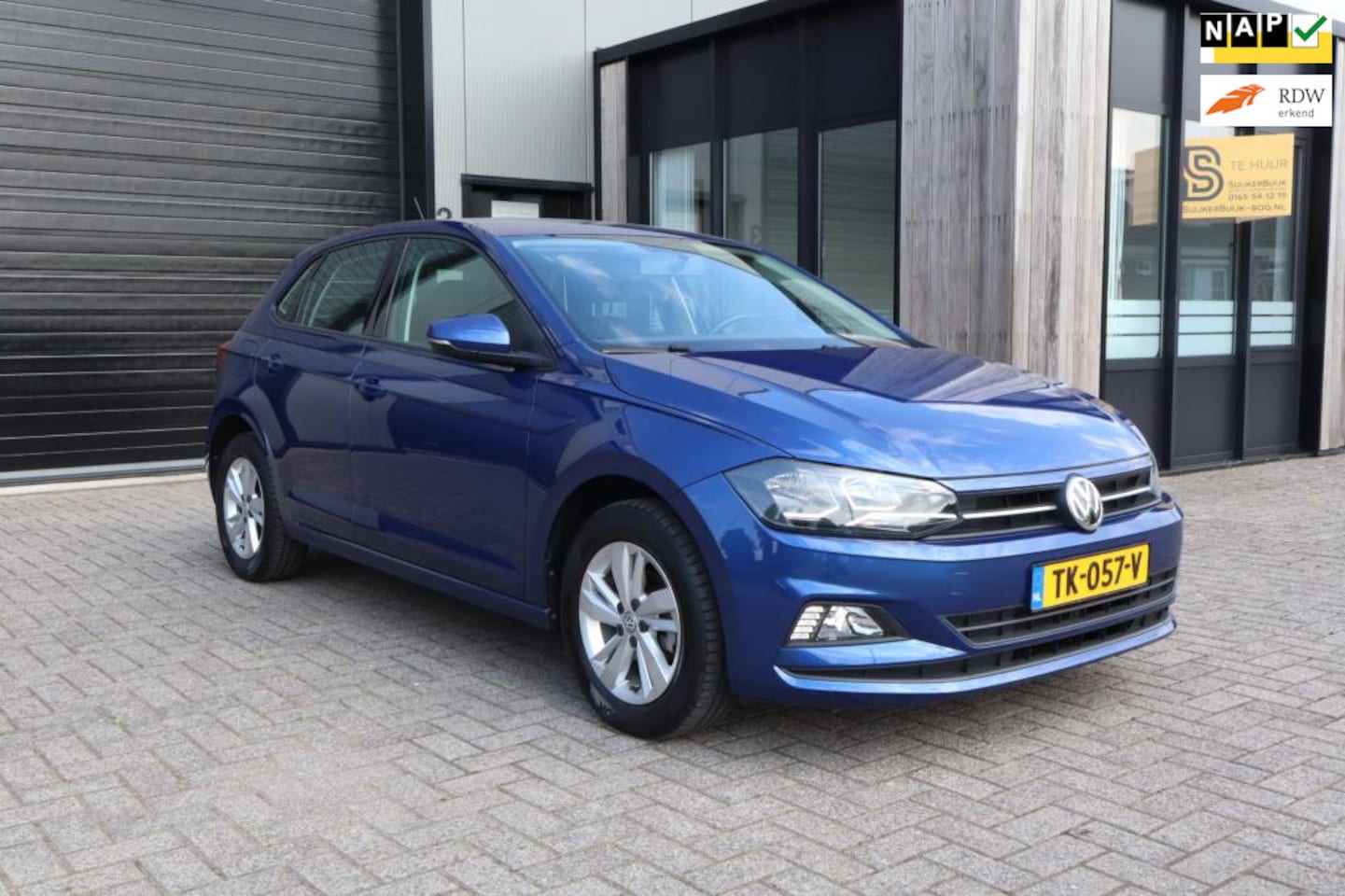 Volkswagen Polo - 1.0 TSI Beats SCHERM CRUISE ACC AIRCO - AutoWereld.nl