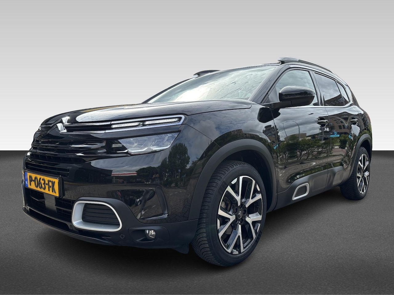 Citroën C5 Aircross - | Business Plus Automaat | Perla Nera Black | 19” velgen | Panoramadak | Grip Control | - AutoWereld.nl