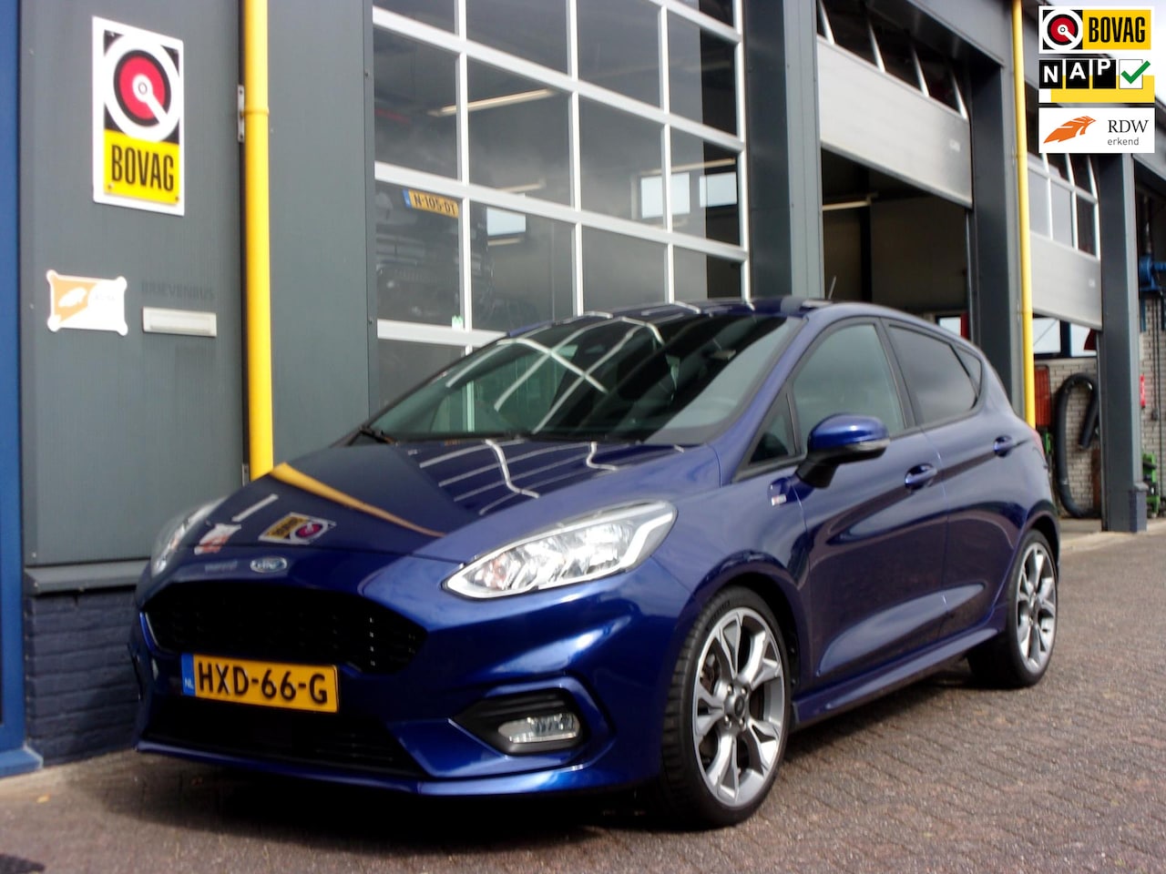 Ford Fiesta - 1.0/125 pk EcoBoost ST-Line NAV TEL LMV 18INCH PRIVACY GLASS - AutoWereld.nl
