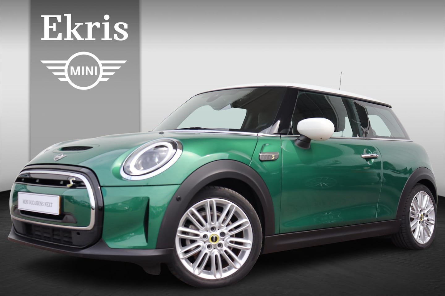 MINI Mini-Electric - MINI Yours 33 kWh Comfort Access/ Achteruitrijcamera/ Stoelverwarming/ Sportstoelen/ Harma - AutoWereld.nl