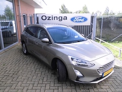 Ford Focus - AUTOMAAT.bomvol opties pan.dak vol opties