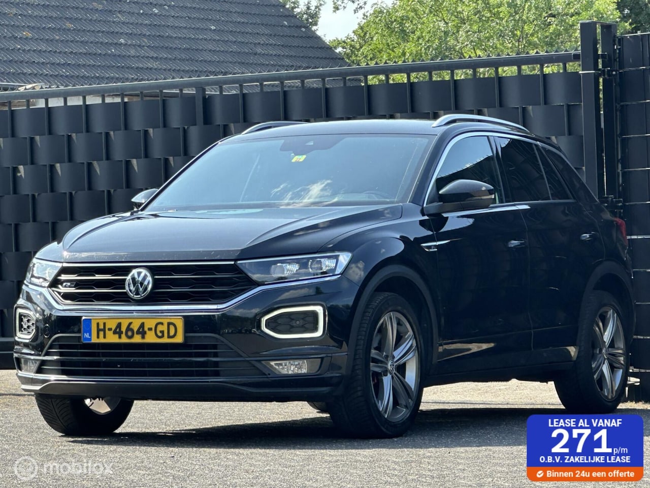 Volkswagen T-Roc - 1.5 TSI Sport Business R + CARPLAY - AutoWereld.nl