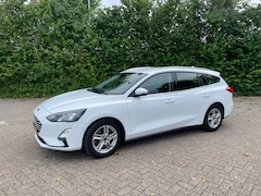Ford Focus Wagon - 1.0 EcoBoost Trend Edition Business