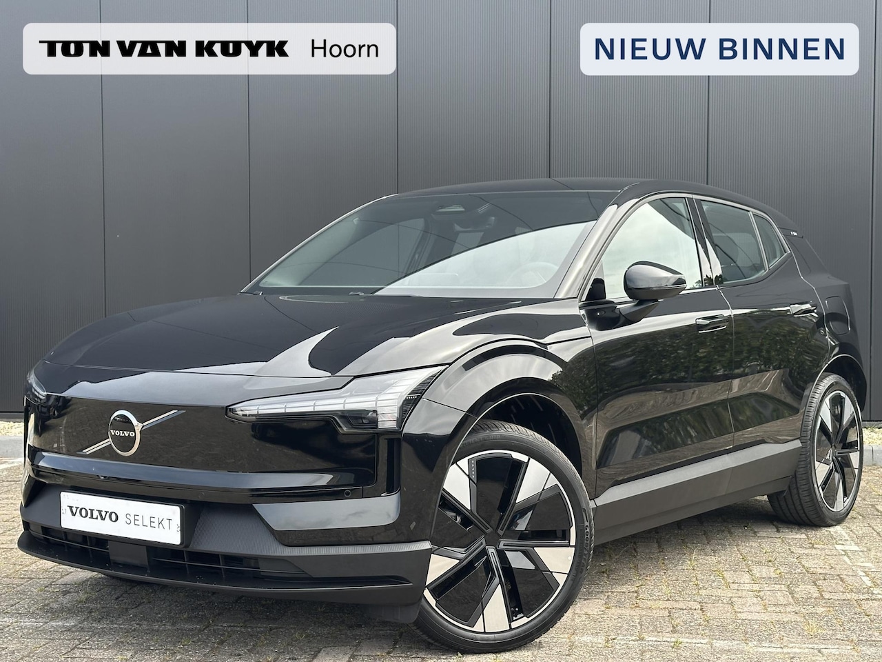 Volvo EX30 - Twin Motor Performance Ultra 69 kWh / Panoramadak / Adaptive Cruise / 360 camera / Stoel e - AutoWereld.nl