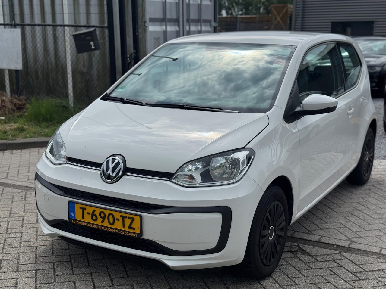 Volkswagen Up! - 1.0 BMT take up! 2017 - AutoWereld.nl