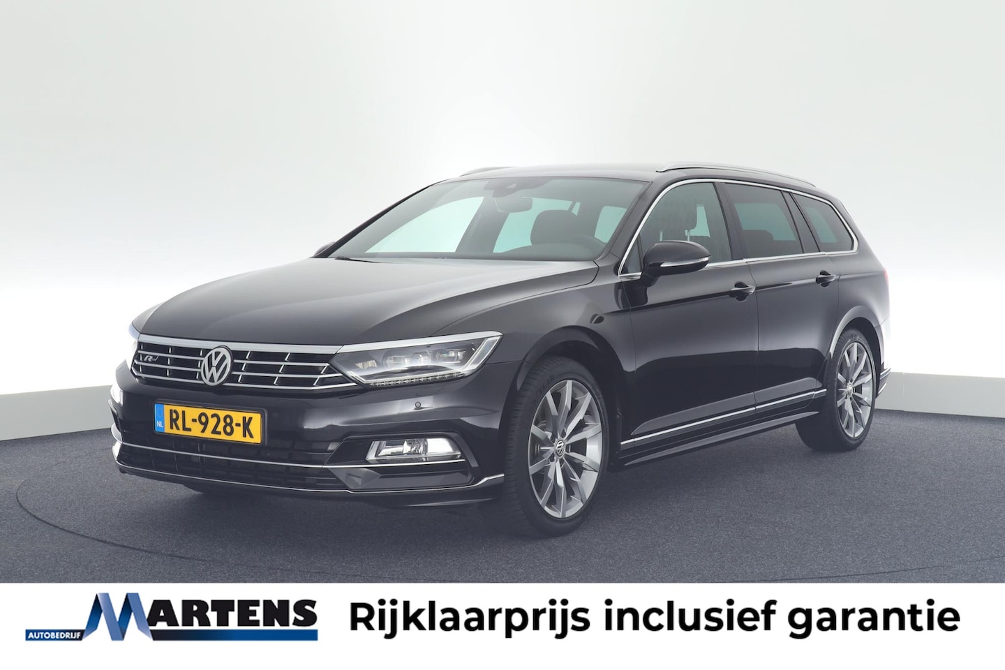 Volkswagen Passat Variant - 1.4 TSI 150pk DSG ACT 2x R-Line Camera Leder Keyless Virtual Cockpit Navigatie - AutoWereld.nl