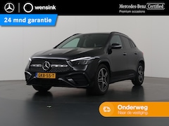 Mercedes-Benz GLA-Klasse - 180 Star Edition AMG Line | Panoramadak | Trekhaak | Sfeerverlichting | Stoelverwarming |
