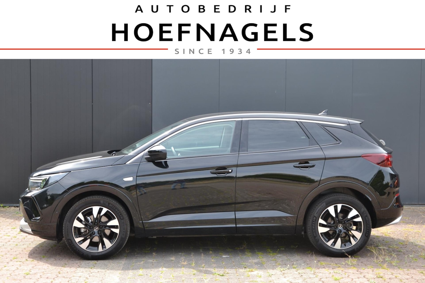 Opel Grandland - 1.2 Turbo 130 PK * H6 * Black Edition * - AutoWereld.nl