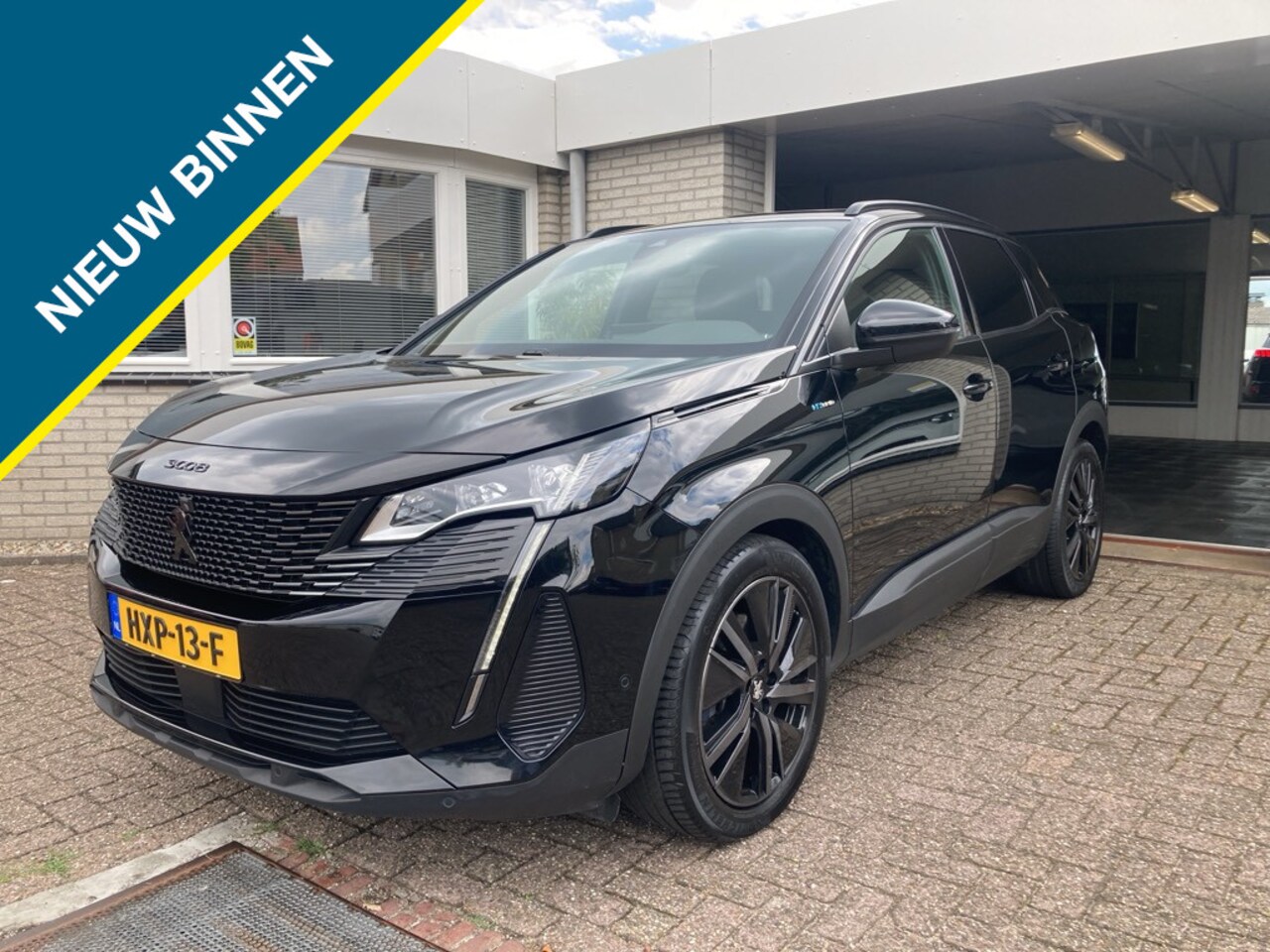 Peugeot 3008 - 1.6 HYbrid 225pk GT AUTOMAAT / Pano dak - AutoWereld.nl