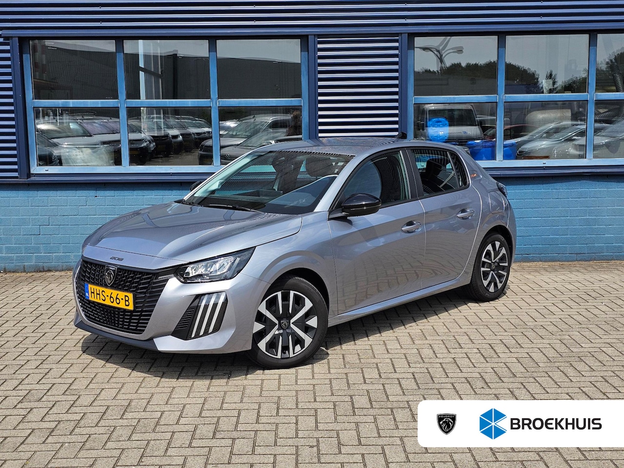 Peugeot 208 - 1.2 PureTech 75 Style Parkeersensoren | Airco | Apple Carplay/Android Auto - AutoWereld.nl