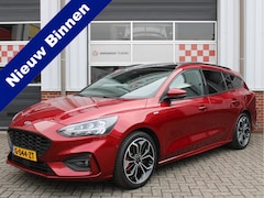 Ford Focus Wagon - 1.5 EcoBoost 182PK ST Line Business /NAVI/LED/Panoramadak/Keyless/B&O/PDC/Stoelverwarming/