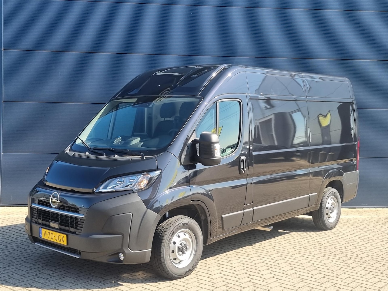 Opel Movano - GB 2.2 D 140pk S&S L2H2 35 | Trekhaak | Pakket Techno Plus | Pakket Visibility | - AutoWereld.nl