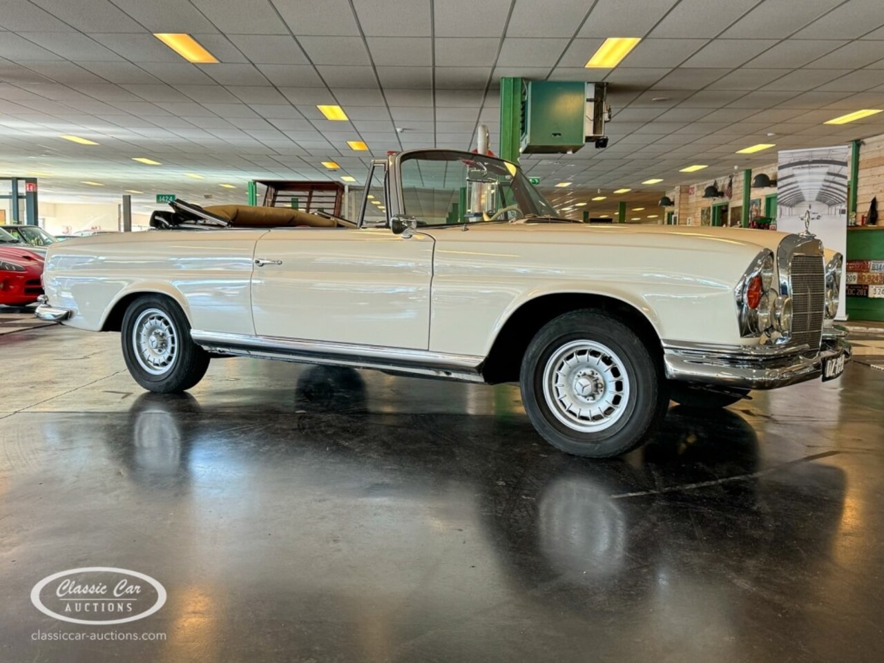 Mercedes-Benz 220 - - ONLINE AUCTION - AutoWereld.nl