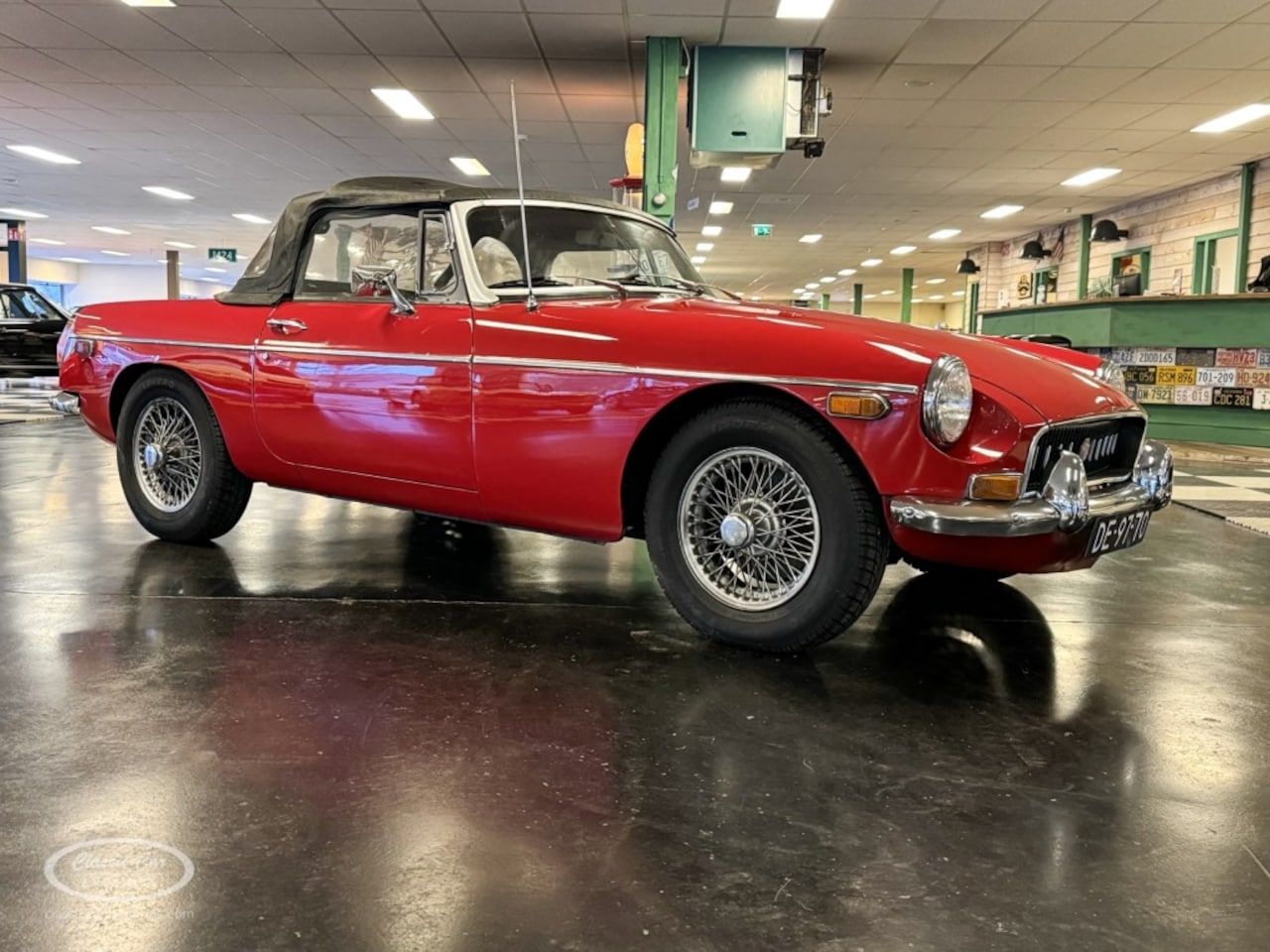 MG B type - 1.8 Roadster  - ONLINE AUCTION - AutoWereld.nl