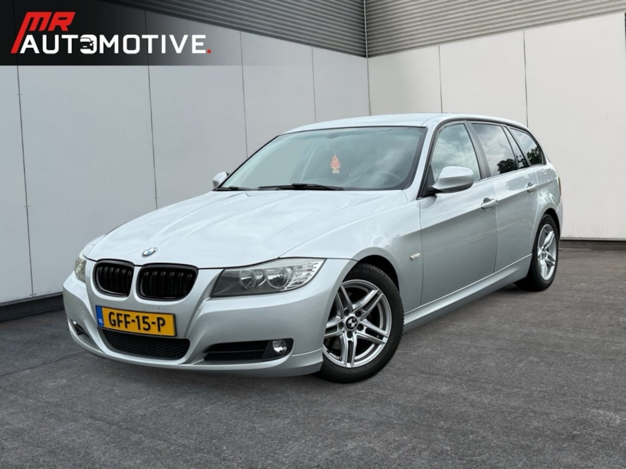 BMW 3-serie Touring - Touring Sport - Carplay, Trekhaak, Navi - AutoWereld.nl