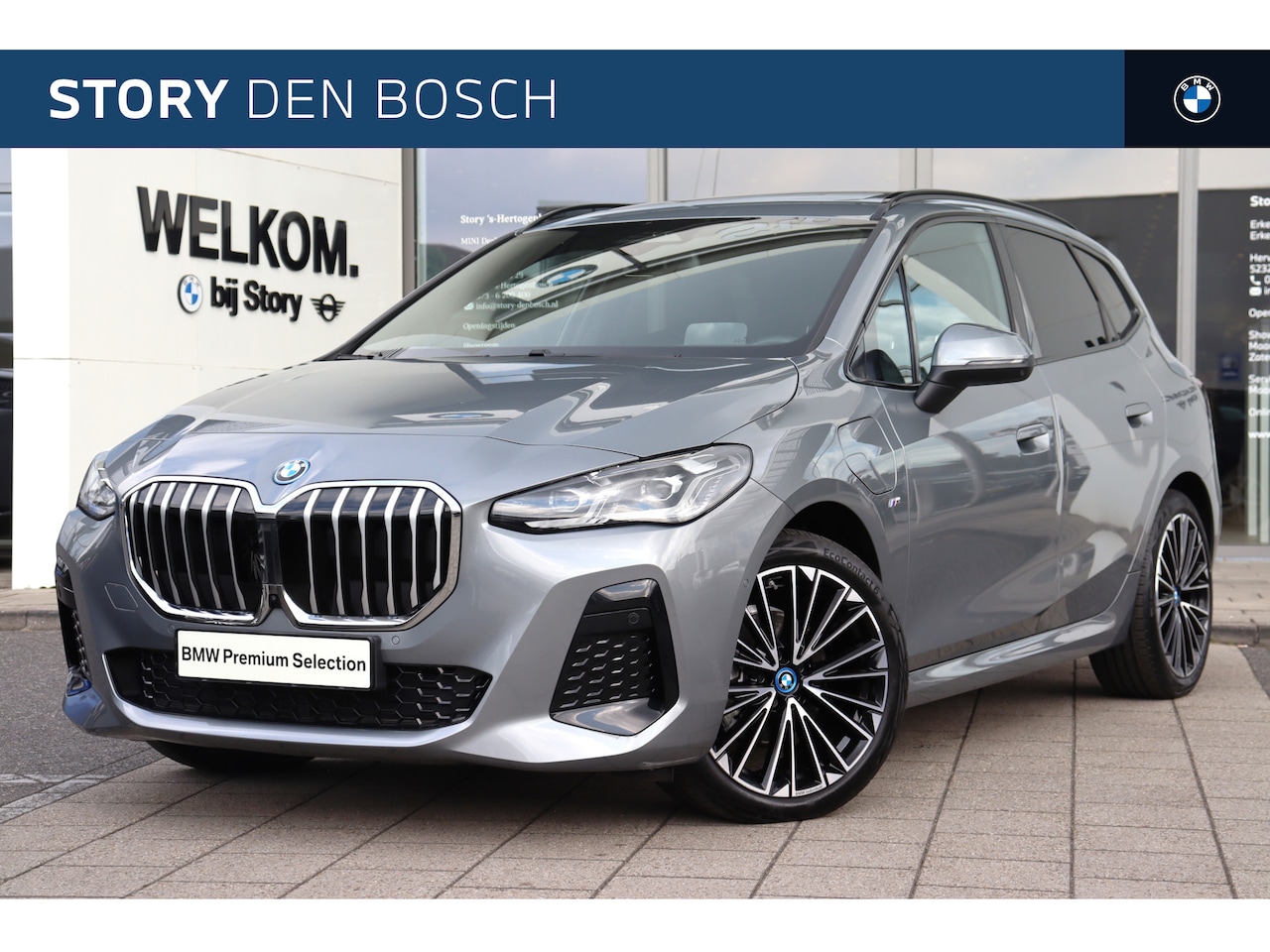 BMW 2-serie Active Tourer - 225xe M Sport Automaat / Panoramadak / Sportstoelen /  M Adaptief onderstel / Comfort Acce - AutoWereld.nl