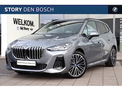 BMW 2-serie Active Tourer - 225xe M Sport Automaat / Panoramadak / Sportstoelen / M Adaptief onderstel / Comfort Acces