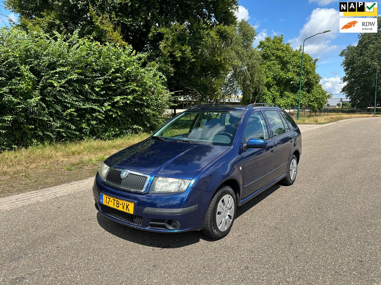 Skoda Fabia Combi - 1.4-16V Equipe AIRCO/CRUISE/NIEUWE APK/MOOIE AUTO - AutoWereld.nl
