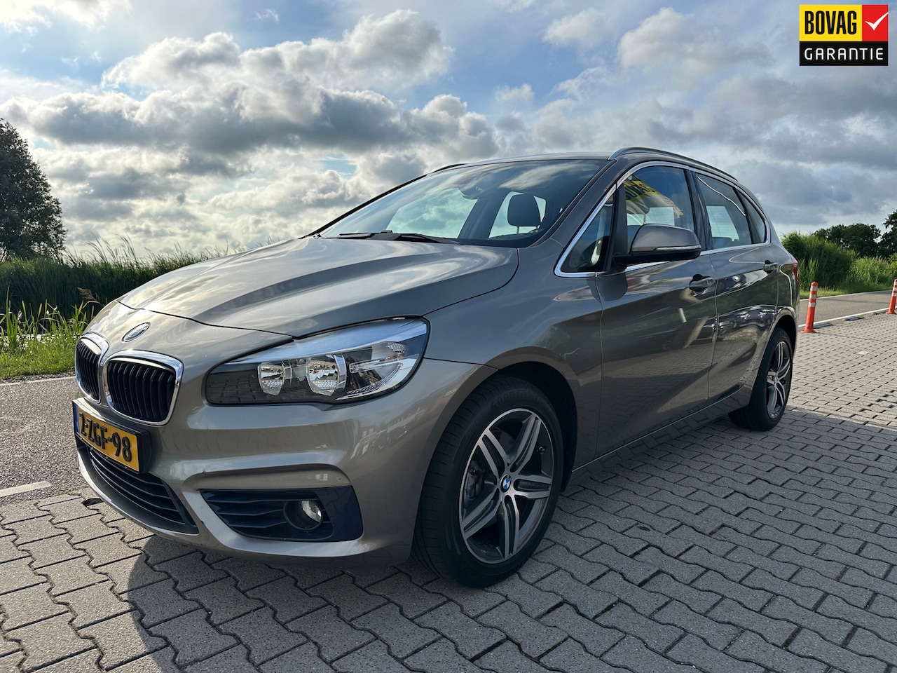 BMW 2-serie Active Tourer - 218i Executive 218i Executive, Navi, PDC, Bluetooth, Trekhaak, Cruisecontrol, - AutoWereld.nl