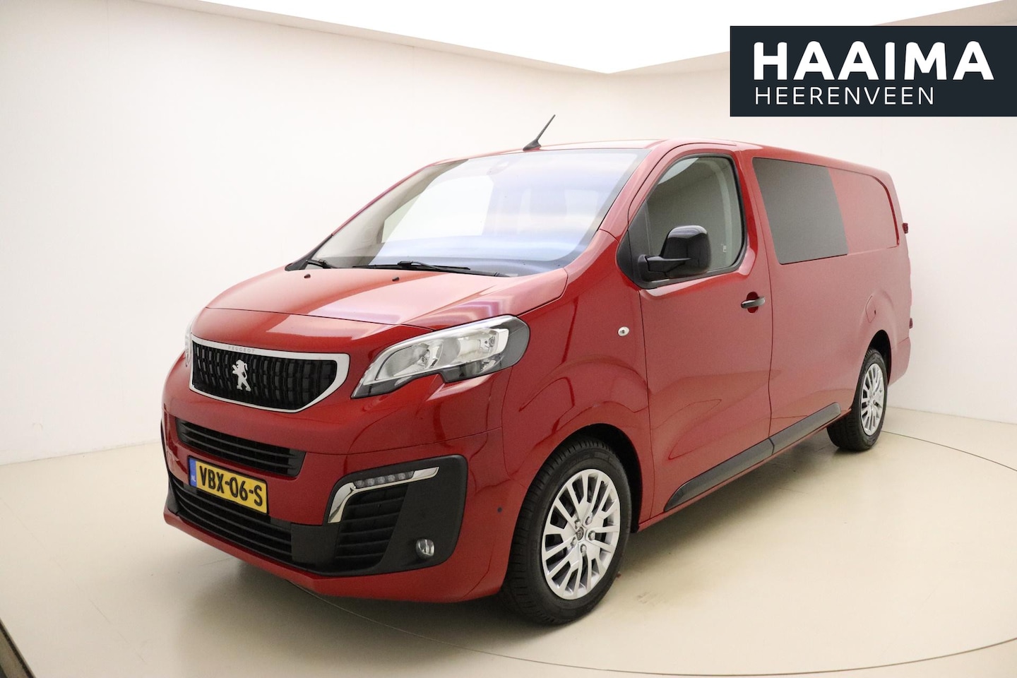 Peugeot Expert - 2.0HDI 120 pk Dubbele Cabine | Camera | Trekhaak | 5 zitplaatsen| Navigatie | - AutoWereld.nl