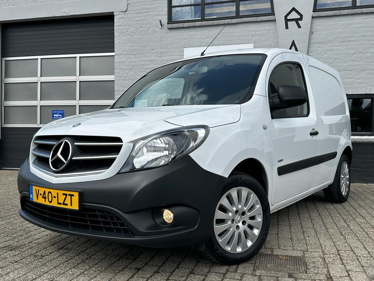 Mercedes-Benz Citan - 111 CDI BlueEFFICIENCY Airco Cruise - AutoWereld.nl