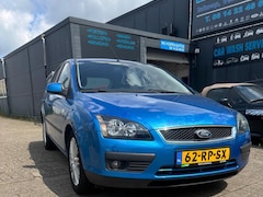 Ford Focus - 1.6-16V Futura