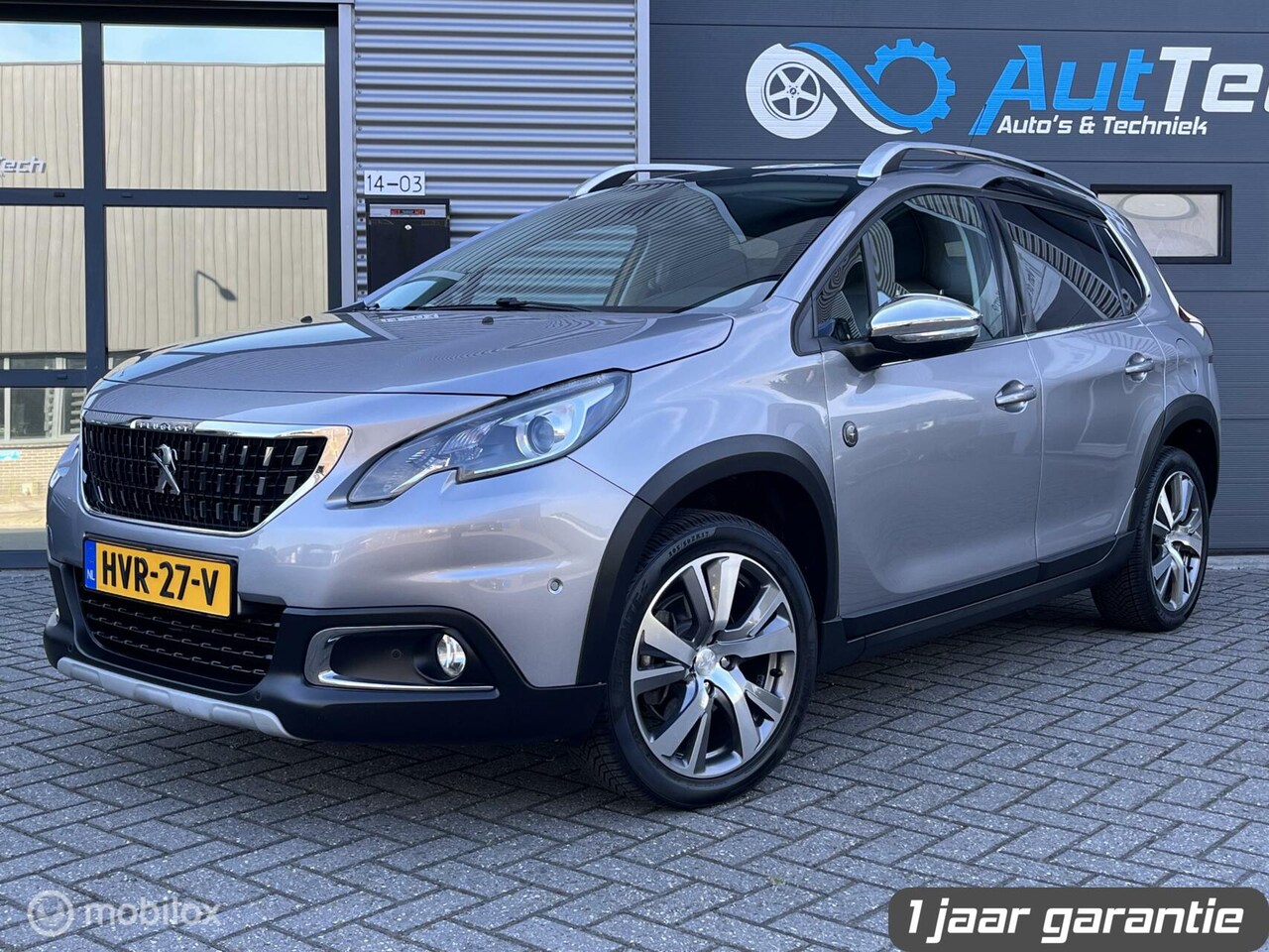 Peugeot 2008 - 1.2 Crossway Pano CarPlay Alcantara Camera - AutoWereld.nl
