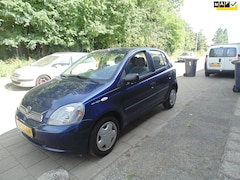Toyota Yaris - 1.3-16V VVT-i Sol 5 DEURS AUTOMAAT