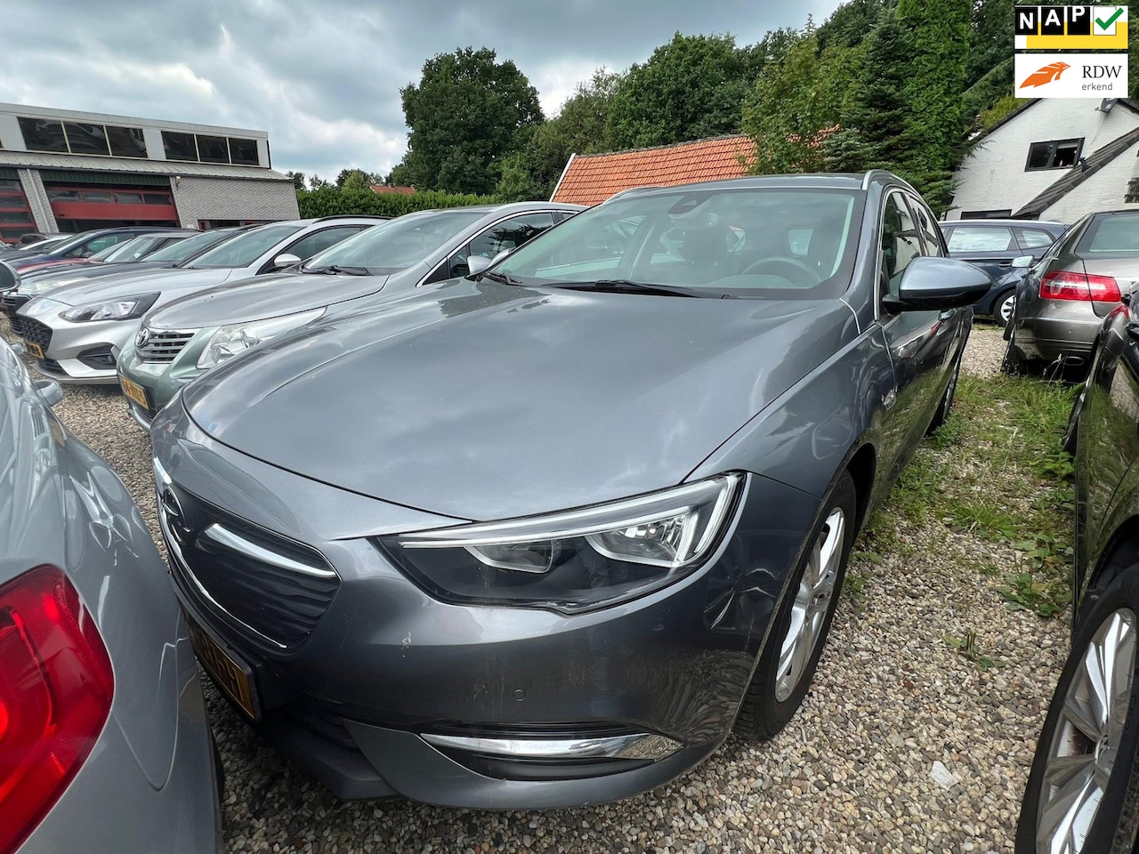 Opel Insignia Sports Tourer - 1.6 CDTI EcoTec Business Executive EXPORT - AutoWereld.nl