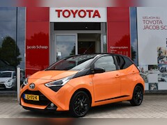Toyota Aygo - 1.0 VVT-i x-cite 5-deurs 72pk | Airco | Apple Carplay/Android Auto | Dealer-onderhouden |