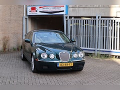 Jaguar S-type - 3.0 V6 Executive