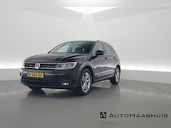 Volkswagen Tiguan - 1.5 TSI Life Business | Adapt. Cruise | Camera | Trekhaak | Keyless | 18'' | Navi | Stoelv