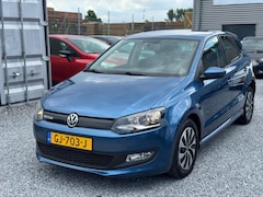 Volkswagen Polo - 1.4 TDI Business Edition 2015 Clima Navi