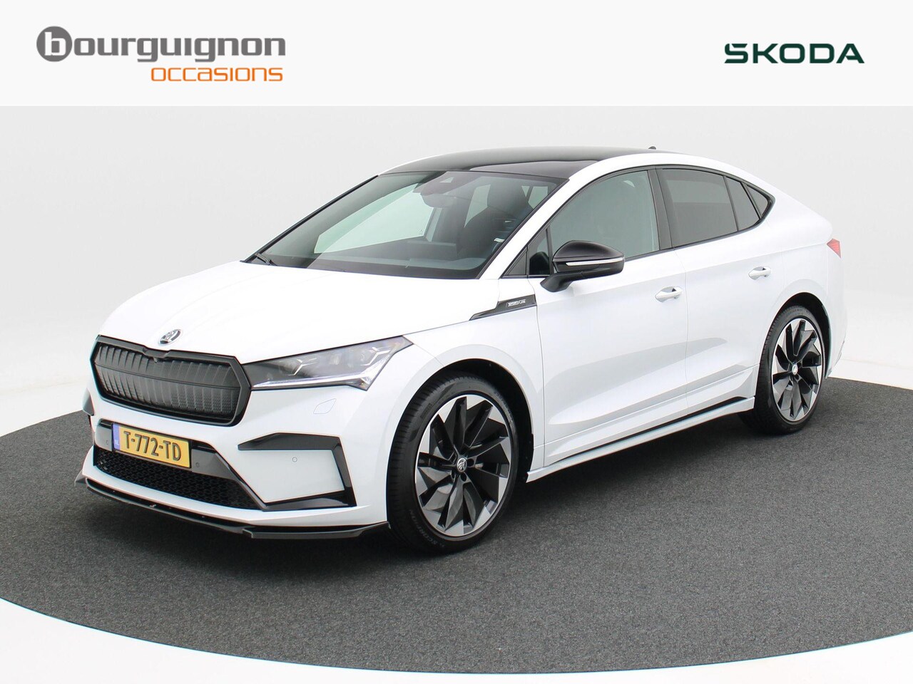 Skoda Enyaq Coupé iV - 180 Pk Sportline 60 | Panorama Dak | Full LED | Maxton Design | Camera | Elektrische Stoel - AutoWereld.nl