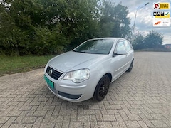 Volkswagen Polo - 1.4-16V Comfortline Airco, Nieuwe apk