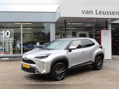 Toyota Yaris Cross - 1.5 Hybrid EXPLORE STOELVERW. SENSOREN V+A LED DAB NAVI KEYLESS PRIVACY GLASS AD-CRUISE CL