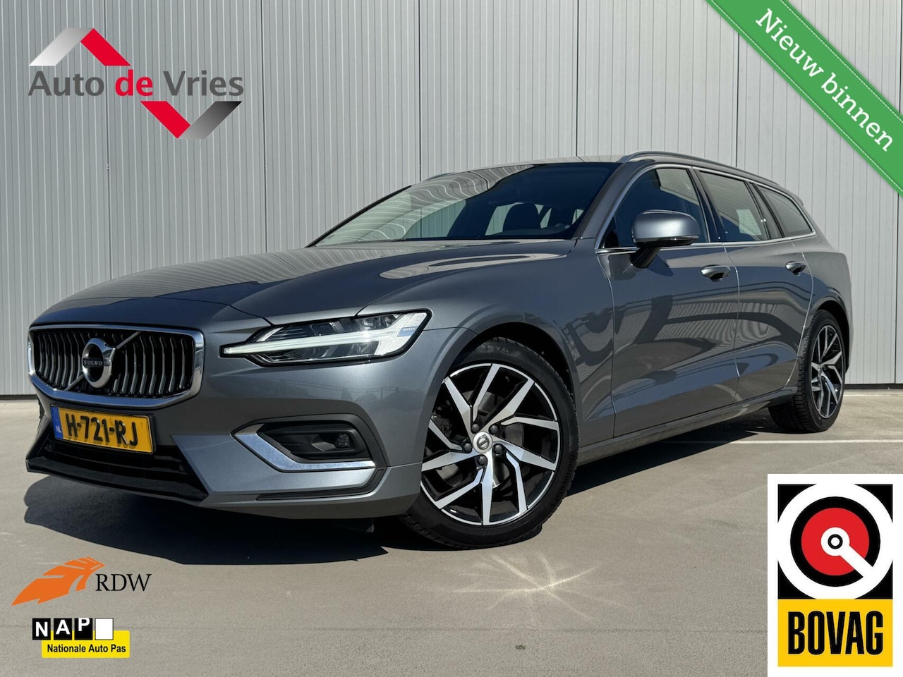 Volvo V60 - 2.0 T4 Inscription|Navi|Leder|NL-Auto - AutoWereld.nl