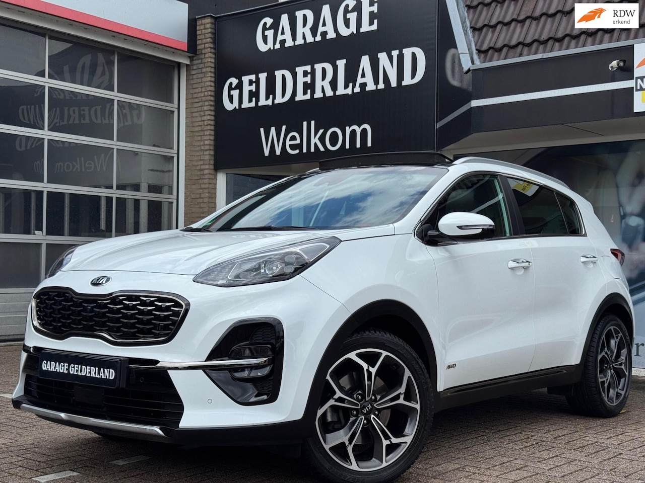 Kia Sportage - 1.6 GT-Line | Pano | Volleder | Xenon | Full-Led | Standkachel |Cruise | Climate | Pdc | I - AutoWereld.nl
