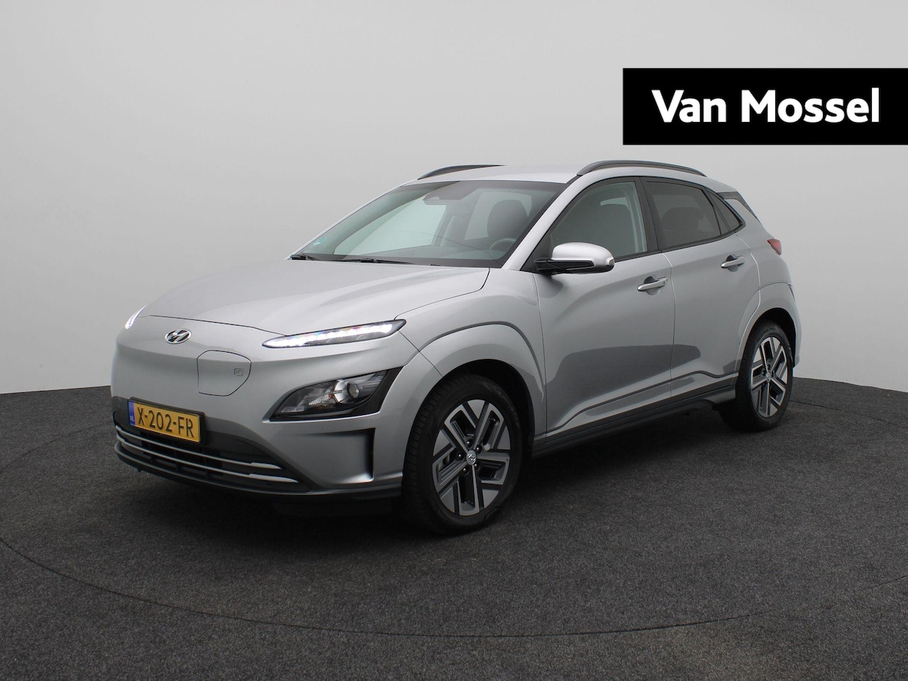 Hyundai Kona Electric - EV Pure 64 kWh | Apple Carplay/Android | Cruise Control | Airco | Achteruitrijcamera - AutoWereld.nl