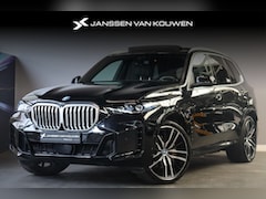BMW X5 - xDrive50e M Sport Sky Lounge Panoramadak Head Up Harman Kardon 22"